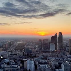 Warszawiak, Warszawa godziny otwarcia