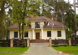 Gościnny Dworek i Domki Letniskowe - Pobierowo, Noclegi nad morzem, godziny otwarcia