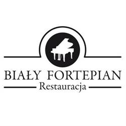 Restauracja BIAŁY FORTEPIAN, Koło godziny otwarcia