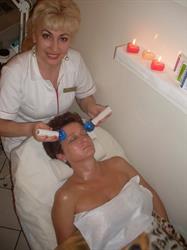 Lucyna. Salon kosmetyczno - fryzjerski, Zamość godziny otwarcia