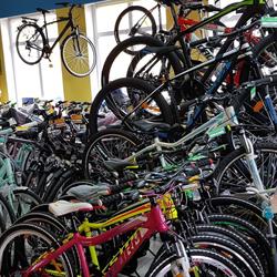 Bike. Salon Rowerowy, Darłowo godziny otwarcia
