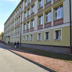 Boisko do koszykówki przy Szkole Podstawowej Nr 4, Gorlice godziny otwarcia