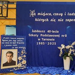 Szkoła Podstawowa Nr 8 im. K. K. Baczyńskiego, Tarnów godziny otwarcia