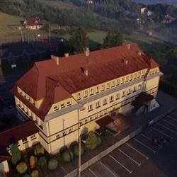 Szkoła Podstawowa, Rożnów godziny otwarcia