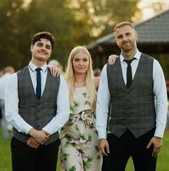 Zespół muzyczny NO I CO, Złotów godziny otwarcia