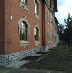 Szkoła Podstawowa, Zielina godziny otwarcia
