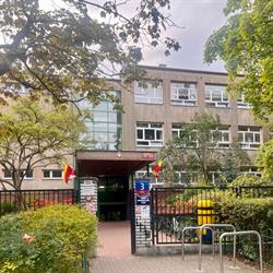Szkoła Podstawowa nr 212 im. Krystyny Krahelskiej, Warszawa godziny otwarcia