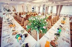Secession Hotel. Restauracja. Centrum szkoleniowo - wypoczynkowe, Łęczna godziny otwarcia