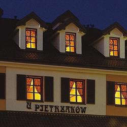 U Pietrzaków. Hotel, Restauracja, Konferencje, Zielonka godziny otwarcia