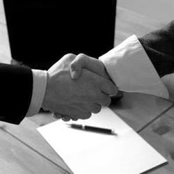 Finanse i Rachunkowość Hossa, Łuków godziny otwarcia