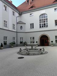 Dom Pomocy Społecznej w Klisinie, Lisięcice godziny otwarcia