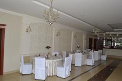 RESTAURACJA KASZTELANKA LILLA HALAMUS, Sieradz godziny otwarcia