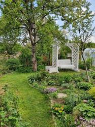 MADDIE GARDEN, Bedlno godziny otwarcia