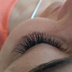 MONIKA PISZCZYK SALON KOSMETYCZNY AMBROZJA, Lipinki godziny otwarcia