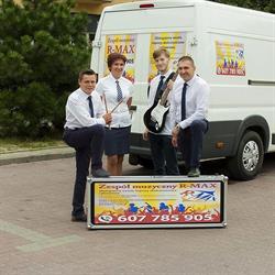 Zespół muzyczny R-max, Zakręt godziny otwarcia
