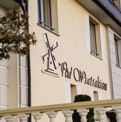 Pod Wiatrakiem, Warta godziny otwarcia