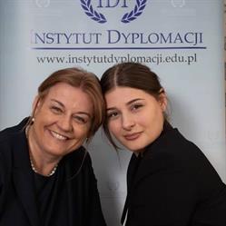 INSTYTUT DYPLOMACJI, Tomaszkowo godziny otwarcia