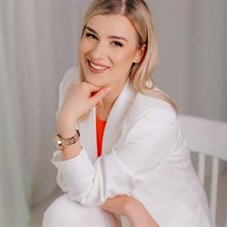M. Shine Studio - Salon Fryzjerski Ewelina Laska, Jasło godziny otwarcia