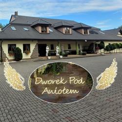 Dworek Pod Aniołem Cyprianka, godziny otwarcia