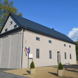Gminna Biblioteka Publiczna w Brzeźnicy Spichlerz Książki i Sztuki w Brzeźnicy, Brzeźnica godziny otwarcia