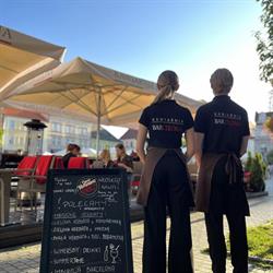 Barcelona. Kawiarnia, Tarnowskie Góry godziny otwarcia