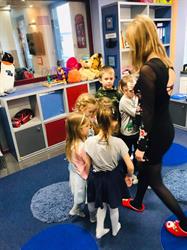 Academia. Centrum edukacji. Jęz. angielski, jęz. niemiecki, Sława godziny otwarcia