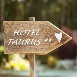 "Taurus" Hotel, Reszel godziny otwarcia