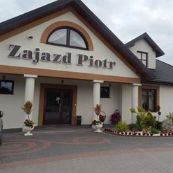 Zajazd Piotr, Cyców godziny otwarcia