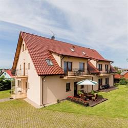 Villa Margot, Rewal godziny otwarcia