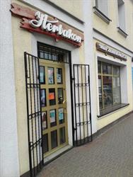 Herbakon, Konin godziny otwarcia