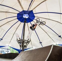 Skatepark Jutrzenka AKTYWNA WARSZAWA - jazda na rolkach, hulajnodze i rowerach bmx, Śródmieście, Warszawa godziny otwarcia