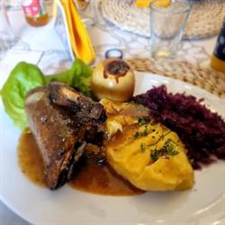 Restauracja Stara Chata, Świętno godziny otwarcia
