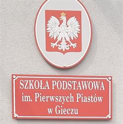 Szkoła Podstawowa im. Pierwszych Piastów w Gieczu, Dominowo godziny otwarcia