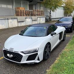 Am Automobile, Wielowieś godziny otwarcia