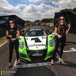 7MOTORSPORT, Bronisze godziny otwarcia