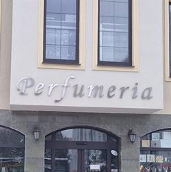 PERFUMERIA, Bytów godziny otwarcia