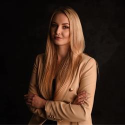 Marta Piekarska- Salon Urody Ecri, Świecie godziny otwarcia