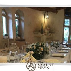 Restauracja Skalny Młyn, Ustroń godziny otwarcia