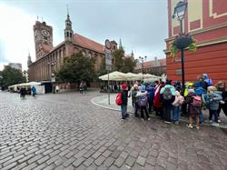 Toruńscy Partacze / Muzeum / warsztaty wypieku piernika / warsztaty historyczne, godziny otwarcia