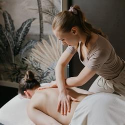 Camellia Studio Masażu, Kraków godziny otwarcia