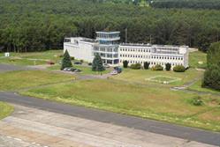Lotnisko Biała Podlaska, godziny otwarcia