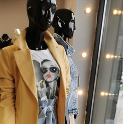 Butik Lauren, Ząbki godziny otwarcia