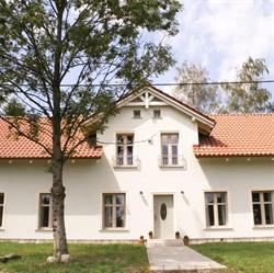 Casa Mia XIX-w Nadmorski Dom z ogrodem, Cedry Małe godziny otwarcia