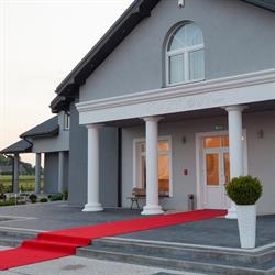 Centrum Konferencyjno-bankietowe Księżycowy Czar, Czerniewice godziny otwarcia