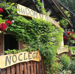 Dom w Dolinie - Trzcińsko. Nocleg, pokoje. Tani nocleg. Kwatery Janowice Wielkie, godziny otwarcia