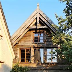 Stara Szkoła Architekci, Miłki godziny otwarcia