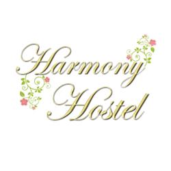 Harmony Hostel, Zator godziny otwarcia