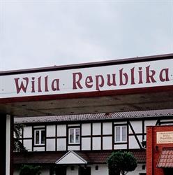 Willa Republika, Świętno godziny otwarcia