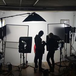 PhotoHouse. Studio fotograficzne do wynajęcia, Kraków godziny otwarcia