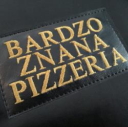 Bardzo Znana Pizzeria, Łazy godziny otwarcia